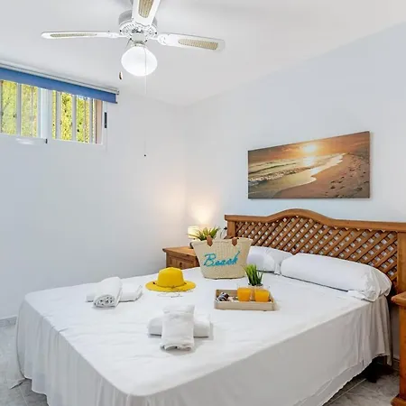 Yoken - Plusholidays * Casas de Torrat